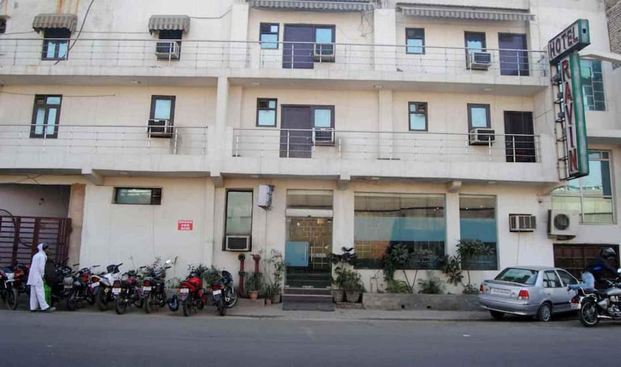 Hotel Star Light New Delhi Extérieur photo