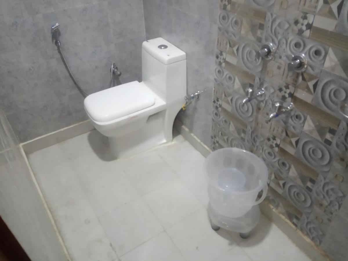 Hotel Star Light New Delhi Extérieur photo